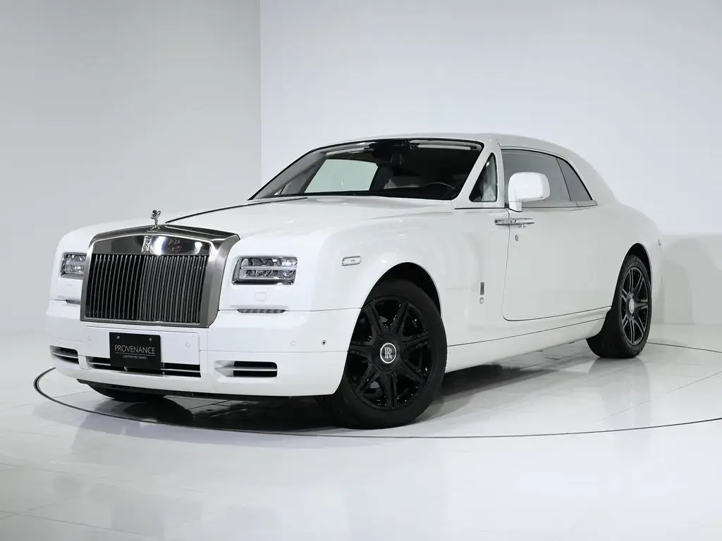 2014 のロールスロイス Phantom Phantom VII Coupe イングリッシュ ホワイト シーシェル ピアノ・ブラック の全車両詳細が、 Rolls-Royce Motor Cars Osaka  1-13-40